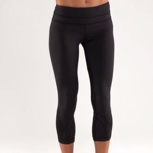 Authentic Lululemon Run Inspire Crop